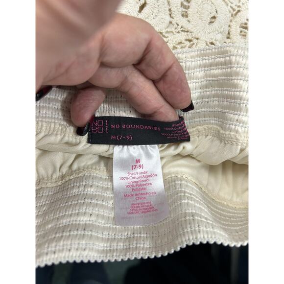 VTG Crochet Ruffled Booty Shorts Y2K Black Label‎ Sz M Coquette Boho Coachella - Picture 9 of 10